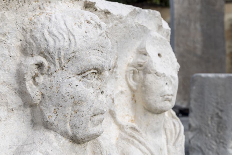 Rilievo con ritratti di coniugi defunti Rilievo con ritratti di coniugi defunti