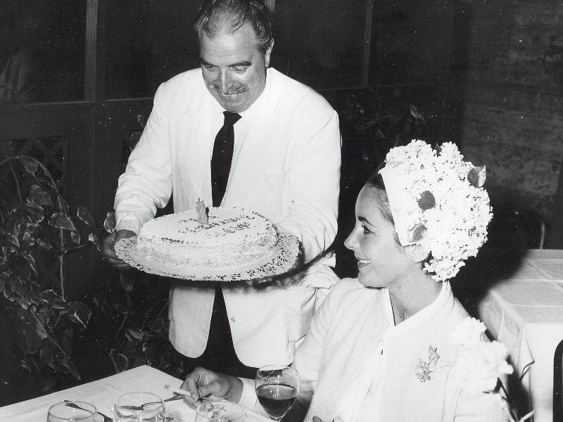 Elizabeth Taylor Elizabeth Taylor