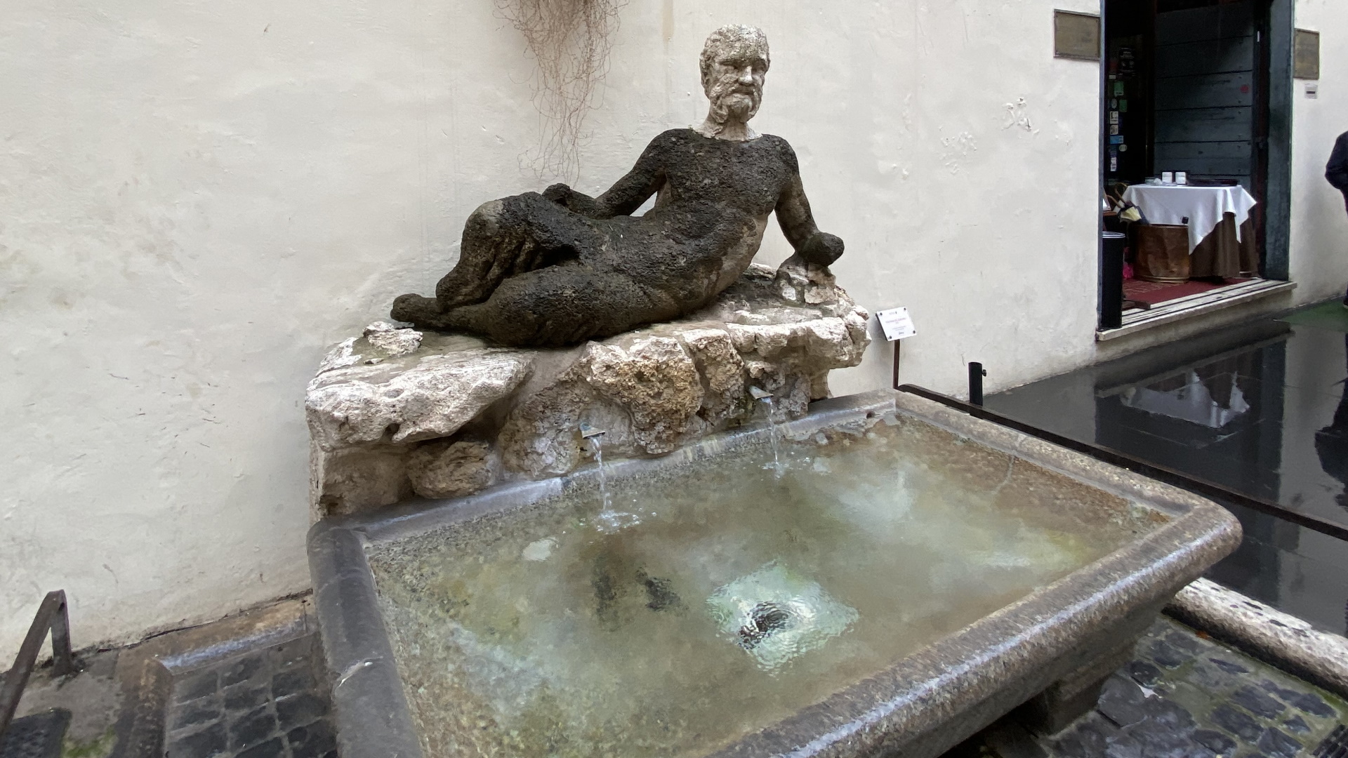 Fontana del Babuino Fontana del Babuino