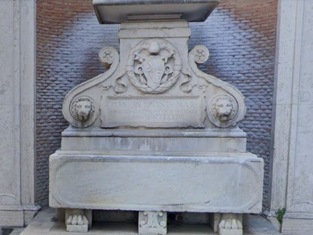 Fontana di Pio IX a Via Annia