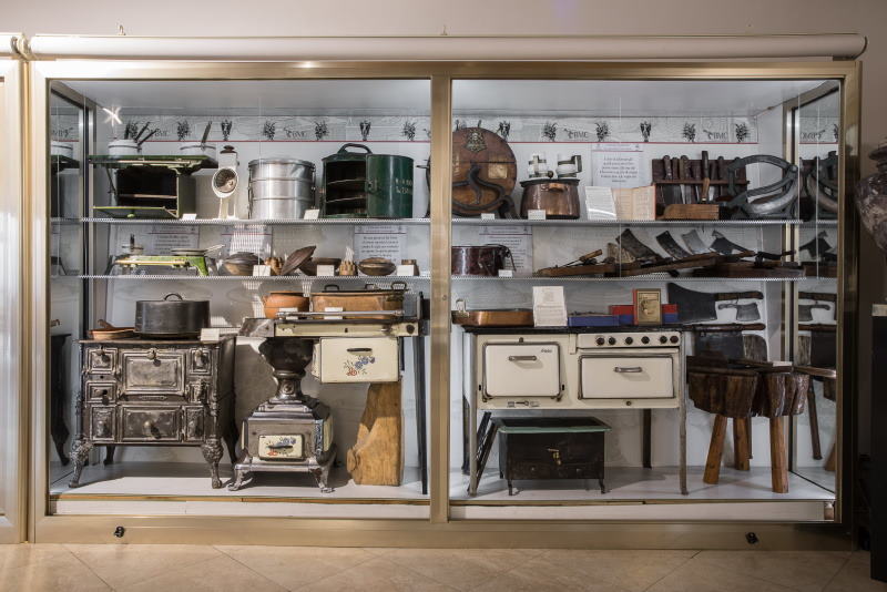 Garum - Biblioteca e Museo della Cucina Garum - Biblioteca e Museo della Cucina