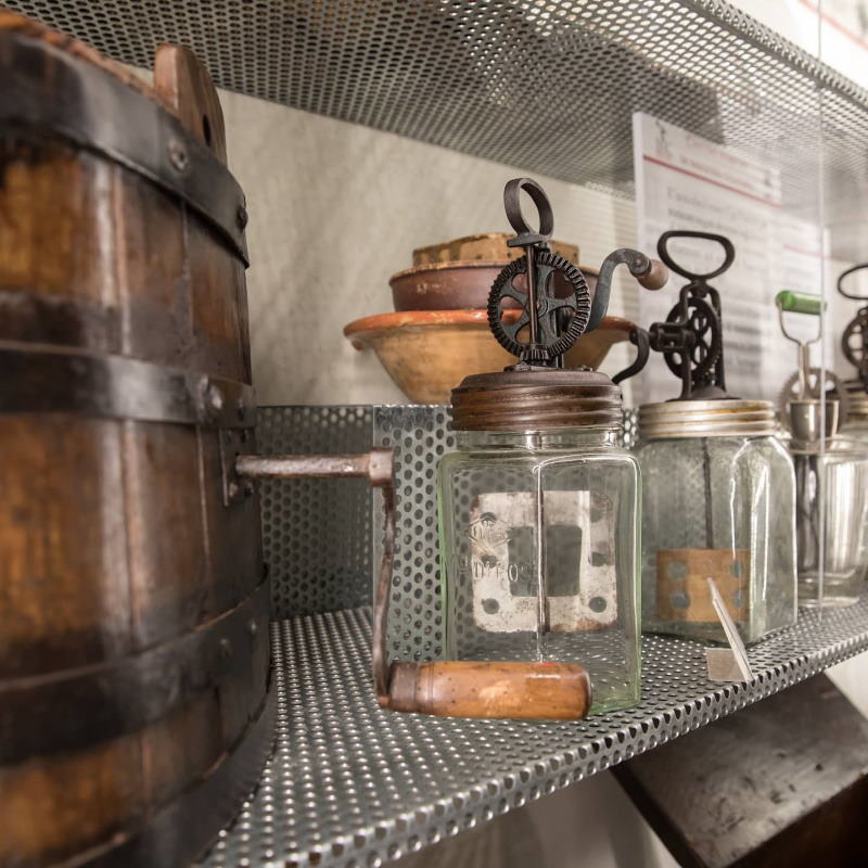 Garum - Biblioteca e Museo della Cucina Garum - Biblioteca e Museo della Cucina