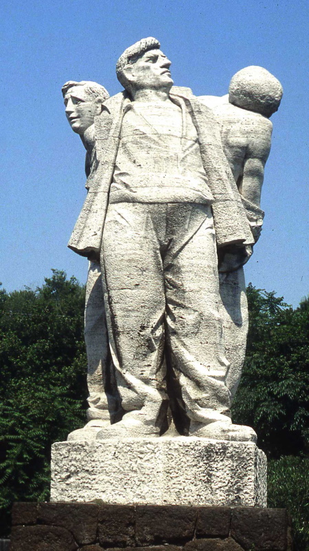 Mausoleo delle Fosse Ardeatine Mausoleo delle Fosse Ardeatine