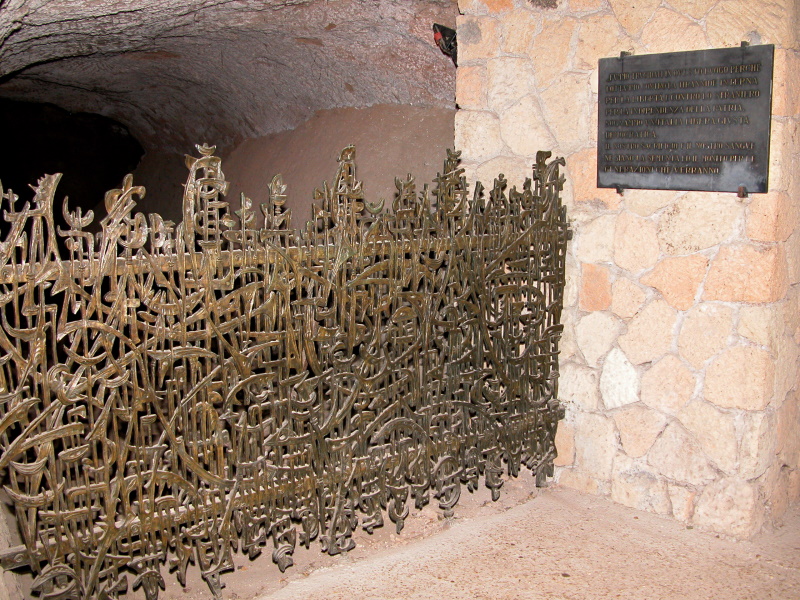 Mausoleo delle Fosse Ardeatine Mausoleo delle Fosse Ardeatine