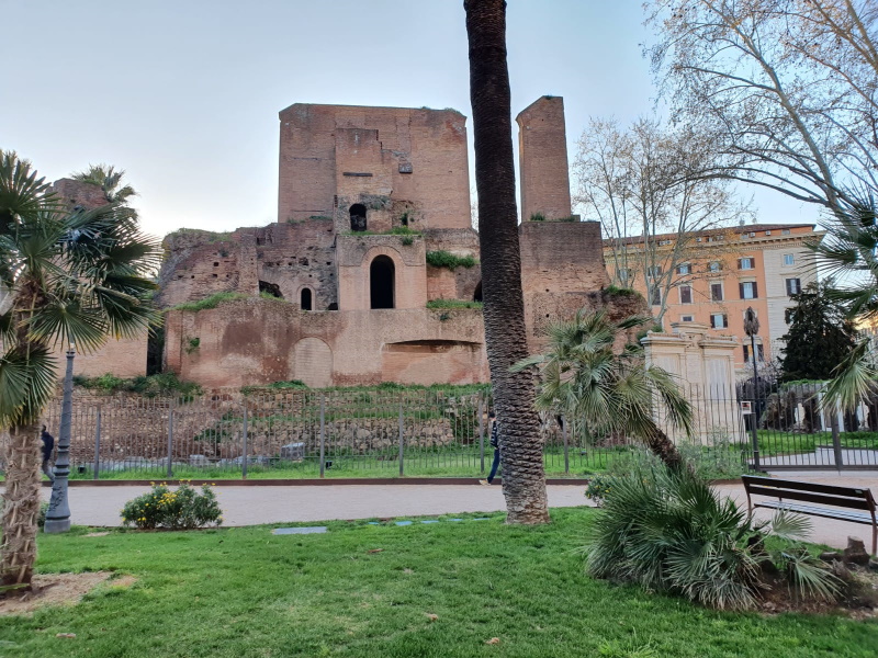 Piazza Vittorio Emanuele II Piazza Vittorio Emanuele II