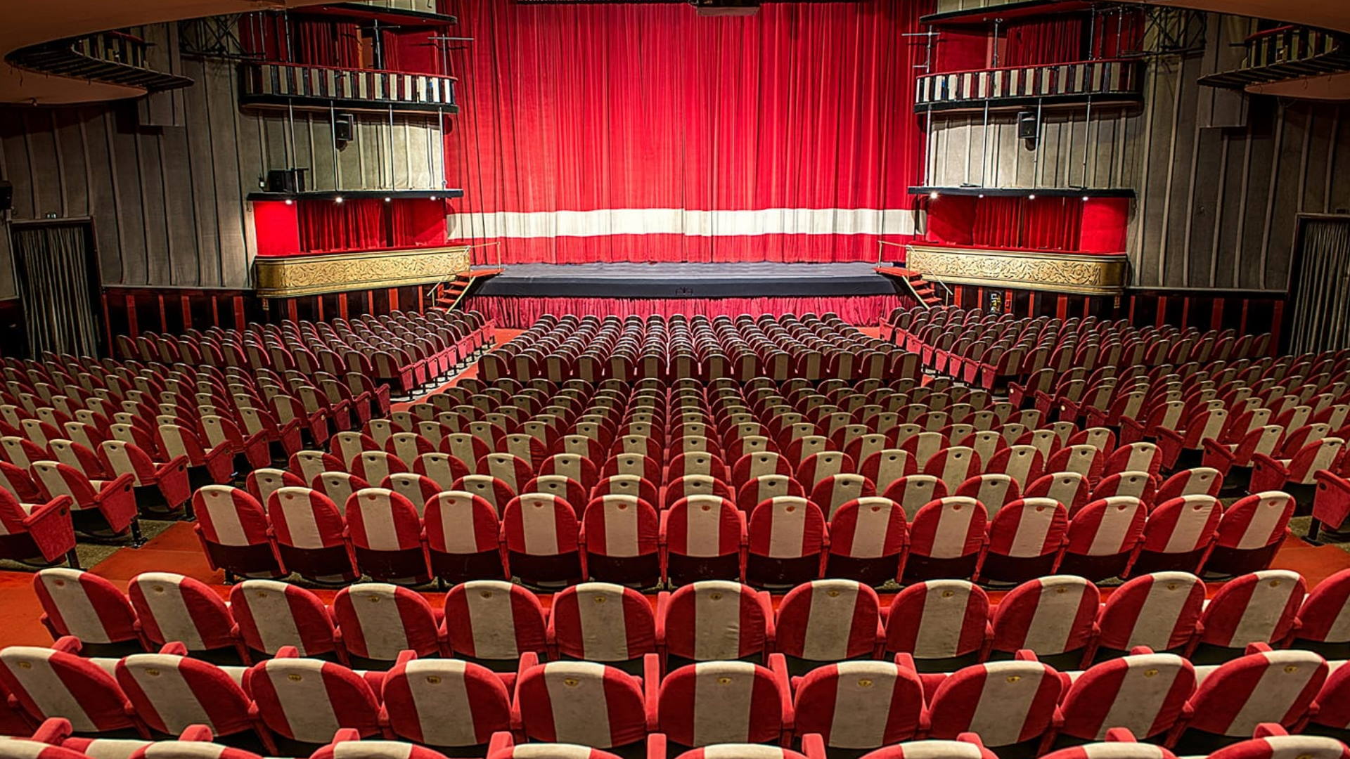 Teatro Sistina ph. Teatro Sistina Facebook Official Teatro Sistina ph. Teatro Sistina Facebook Official