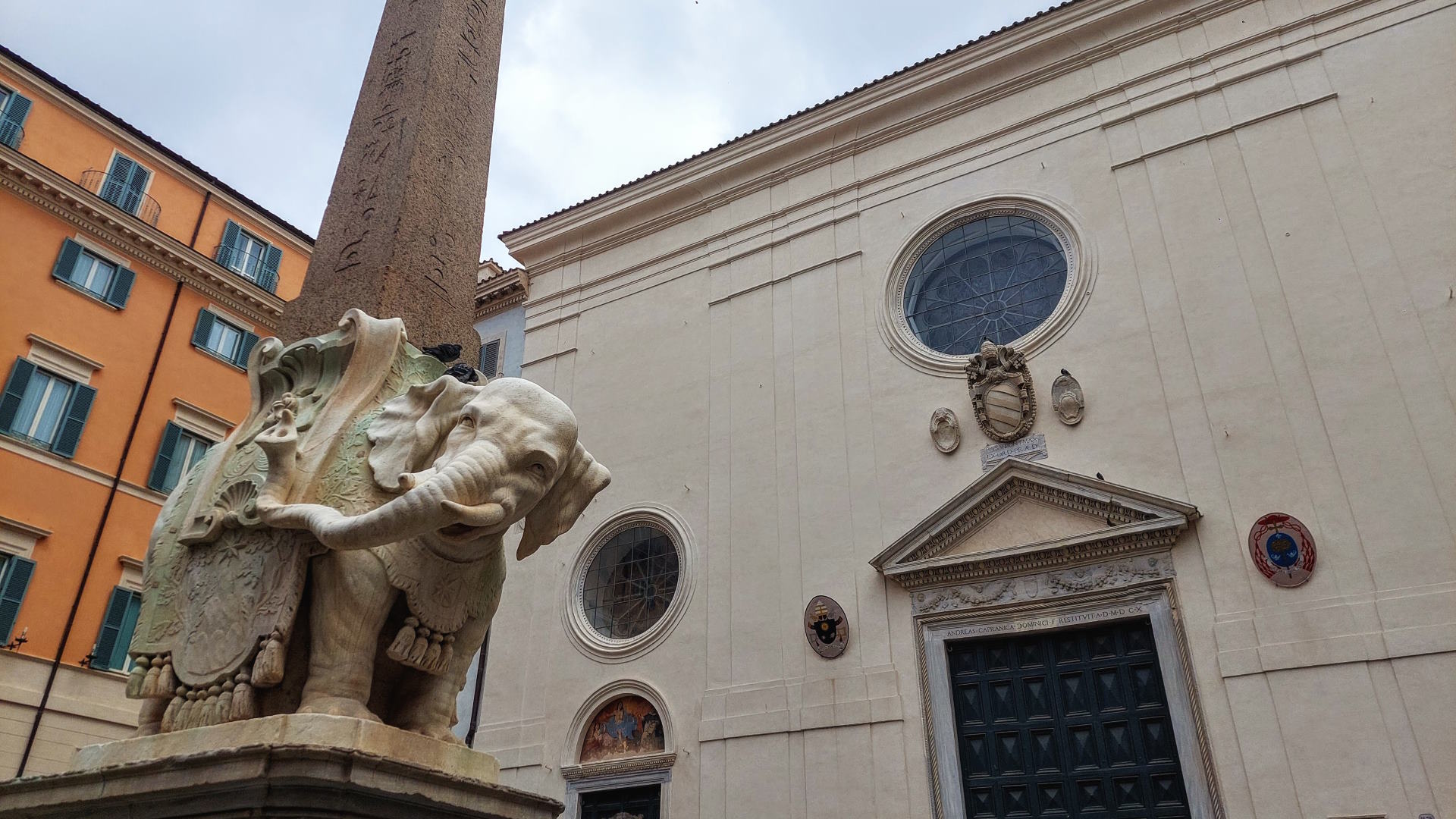 Piazza della Minerva Piazza della Minerva