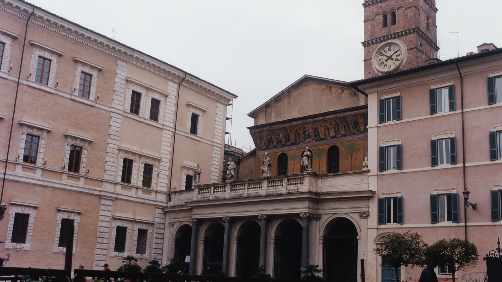 Piazza Santa Maria in Trastevere
