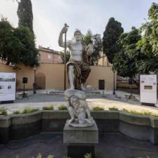 Statua colossale di Costantino Statua colossale di Costantino