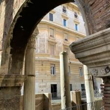 Portico d'Ottavia Portico d'Ottavia