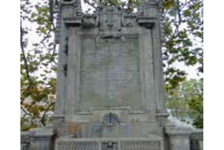 Fontana del Teatro Apollo ph Sovrintendenza Capitolina ai Beni Culturali Fontana del Teatro Apollo ph Sovrintendenza Capitolina ai Beni Culturali