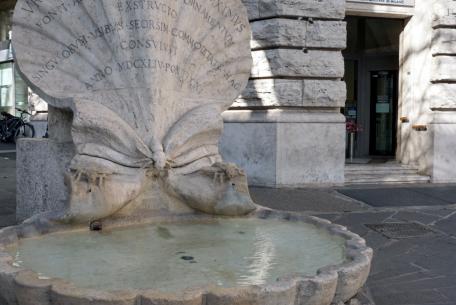 Fontana delle Api Fontana delle Api