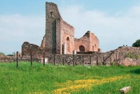 Ninfeo della Villa dei Quintili foto Parco archeologico dell'Appia antica