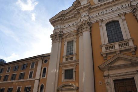 Foto www.arciconfraternitasantiambrogioecarlo Foto www.arciconfraternitasantiambrogioecarlo